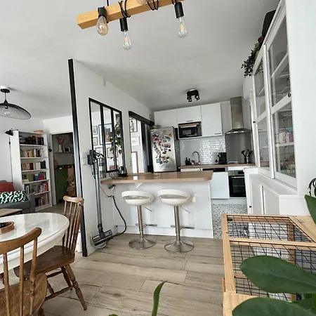 Bright 50 M In The Heart Of Apartamento Caen